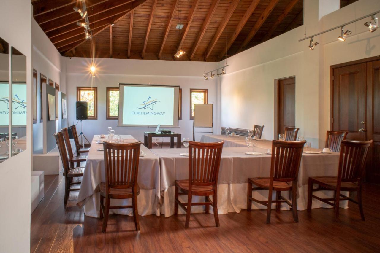 Hotel Casa Hemingway Juan Dolio Exteriör bild