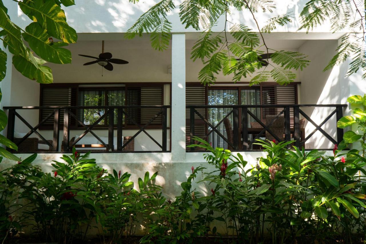 Hotel Casa Hemingway Juan Dolio Exteriör bild